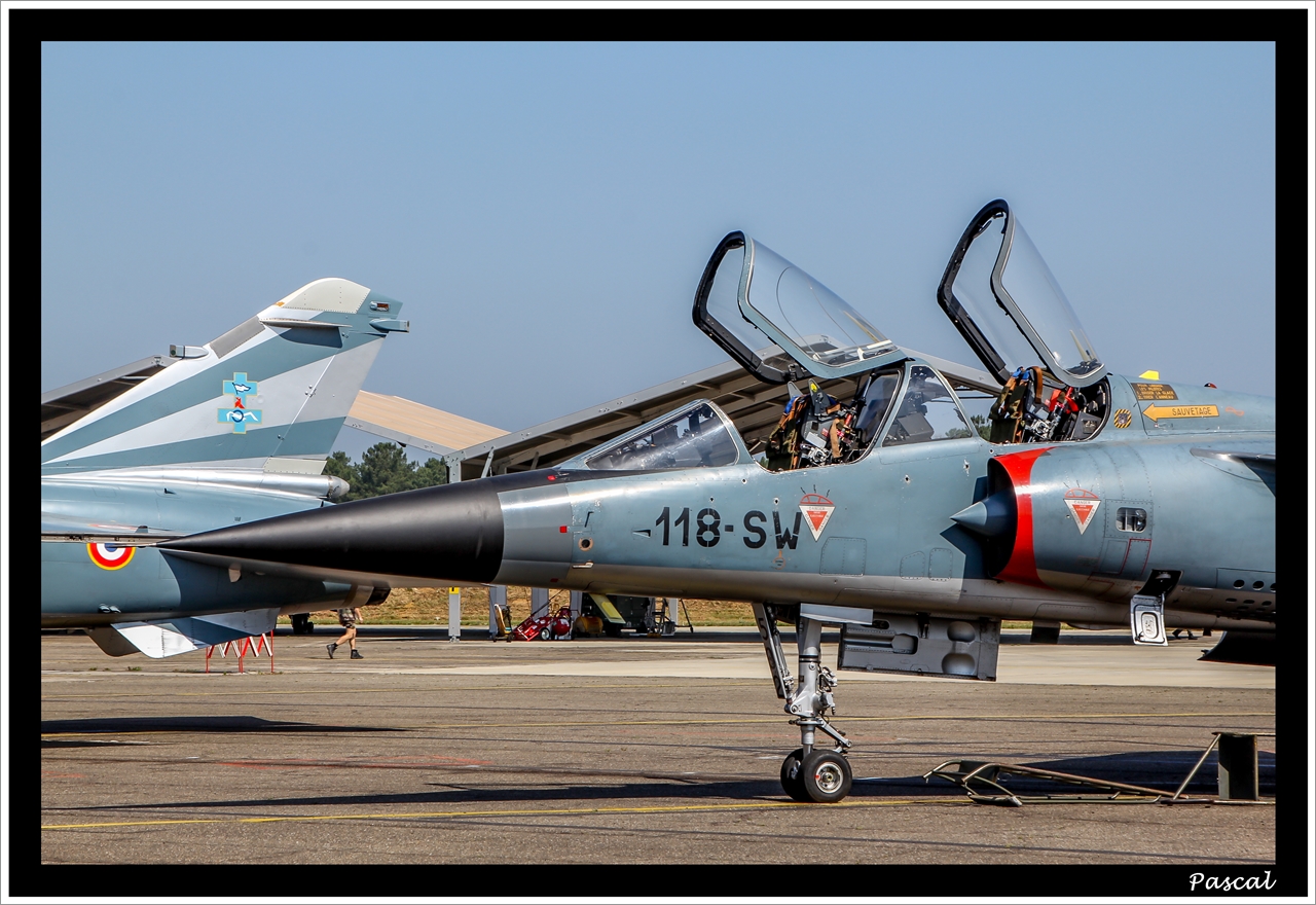 Retrait du Mirage F1 sur la BA-118 Mont-de-Marsan les 12 & 13 juin 2014 - Page 3 856770IMG6982R1280