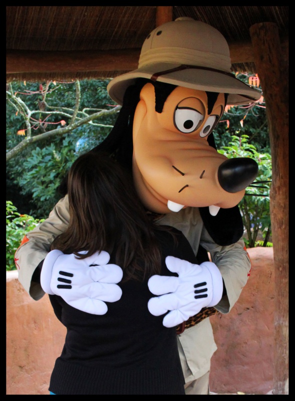 Vos photos avec les Personnages Disney - Page 6 866147IMG7046