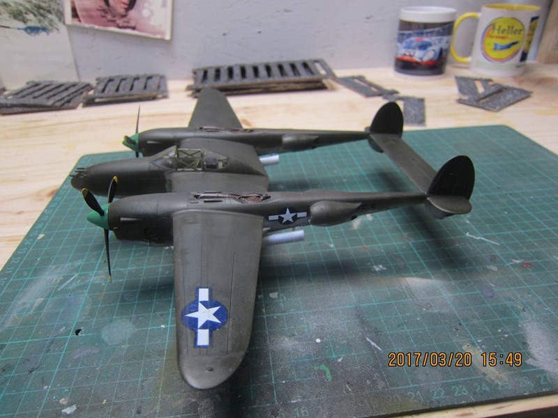 (MONTAGE PROJET AA)  P-38 L-5 1/48 872228IMG4382Copier