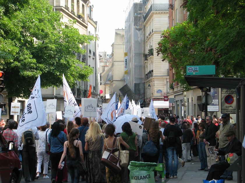 02 - Manifestation du samedi 23 avril 2011 à Paris contre l'expérimentation animale. 879613IMG5104