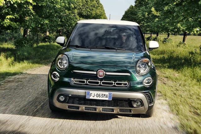 La Nouvelle Fiat 500L 885445170522FiatNew500LCross06