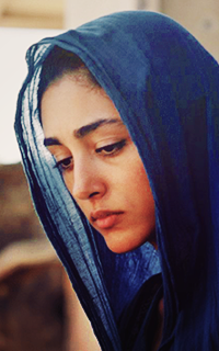 J'AIME LE FUTUR ET LE CHAOS (c'est une galerie d'arts) 891511golshifteh30