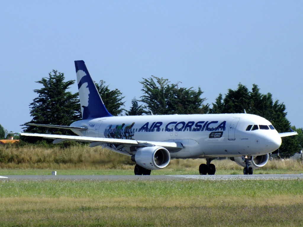 [02/05/2012] A320 F-HDMF AIR CORSICA Tour de France 2013 902396Aoutn4032