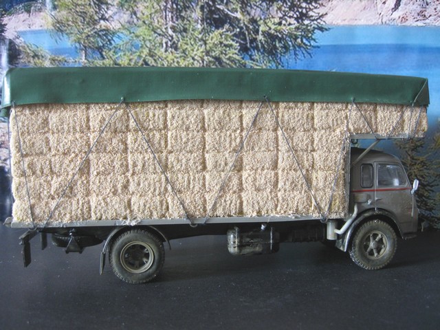collection  ALTAYA" camions d'autrefois  "  au 1/43 921299IMG4177