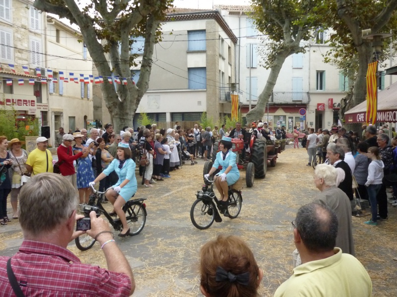 Défilé des vieux tracteurs 924359SENAS5Oct2014244