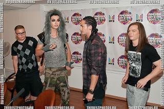 Tokio Hotel et les Muz TV en Russie le 03.06.2011 - Page 2 928609conf6