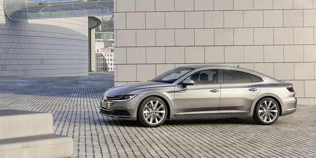 Première mondiale de l'Arteon au Salon de l’Automobile de Genève 2017 939066hddb2017au00557