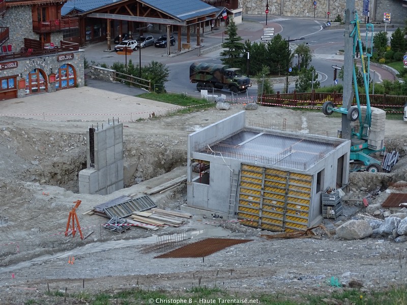 [EK] 2016 : Construction du Télésiège des Almes - Tignes 942816DSC02677new