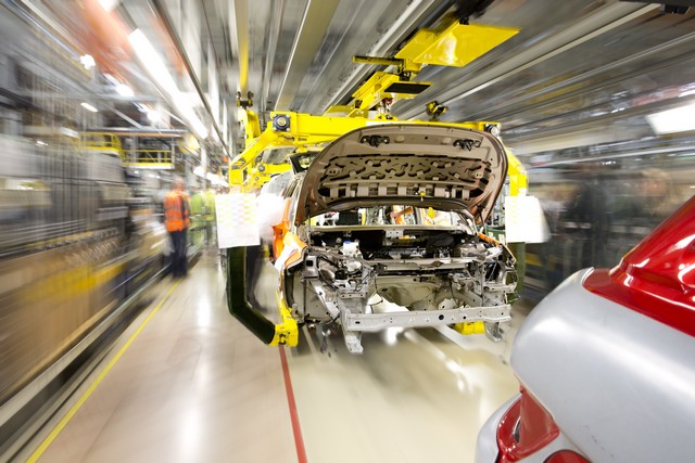 Land Rover lance la production du Nouveau Discovery Sport 946642984A326897846