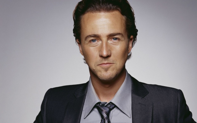 Physique et Ascendant - Page 18 947193edwardnorton1