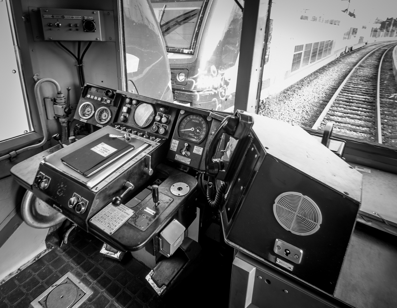 Charleville-Valenciennes en autorail  952485IMGP7008