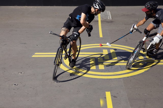 Opel accompagne le Paris Bike Polo à Tours pour les championnats de France de Bike Polo : 6 au 9 mai 2017 954993OpelFlexFixCarolinePauleau306540