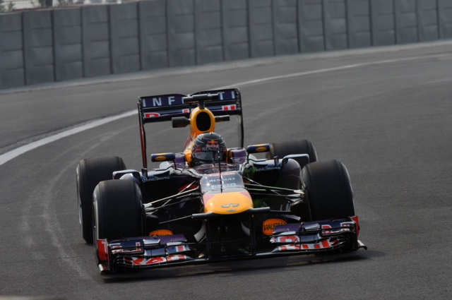 F1 GP d'Inde 2013 : (essais libres-1-2-3-Qualifications) 9569842013GPIndevendredisebastianvettel