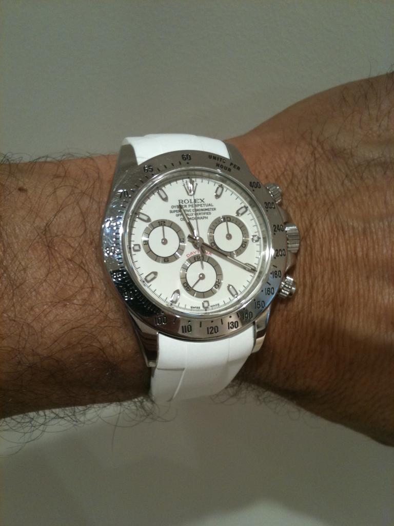 Rolex Daytona sur caoutchouc - Page 2 957610007