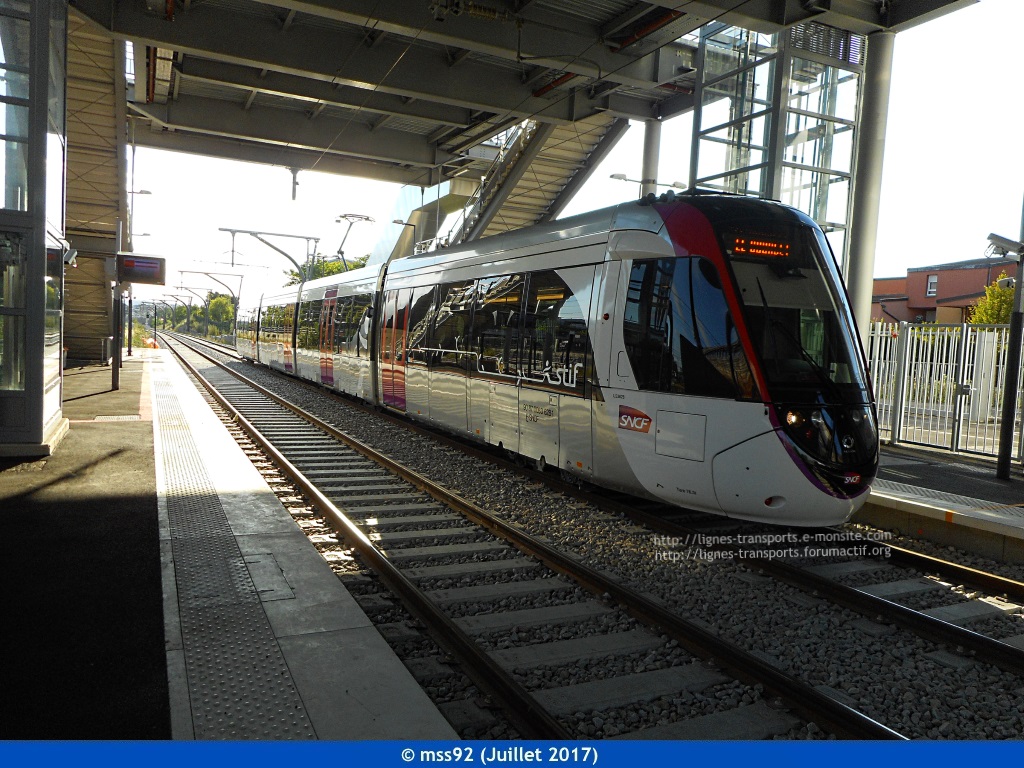 Tram-Express T11 : Sartrouville - Noisy-le-Sec - Page 4 962387photo03