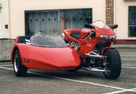 Vous avez dis vacances et moto???? 964198Ducati996sidecar02