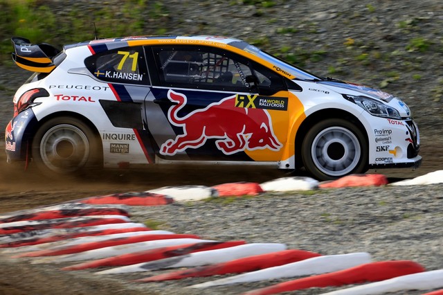 Rallycross - Sébastien Loeb signe à Hell un nouveau podium, les deux Peugeot 208 WRX 2017 en finale 965766593ba18fe95f6