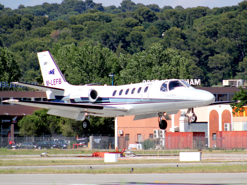 Aeroport Cannes - Mandelieu LFMD juin 2014  - Page 2 971398IMG9946