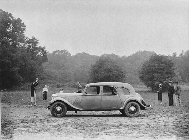 80 ANS DE LA TRACTION AVANT 973981Traction11Familiale1937NB20170019