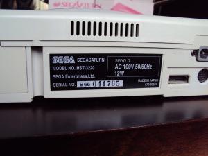 [Vds] Console Sega Saturn blanche JPN complete en boite + 2 jeux Mini_527850DSC03743