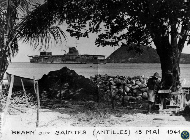 FRANCE PORTE-AVIONS BEARN - Page 1 131870Bearn_aux_Antilles