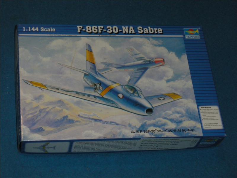 F86F Sabre [Trumpeter] 1/144 192569sabre_boite