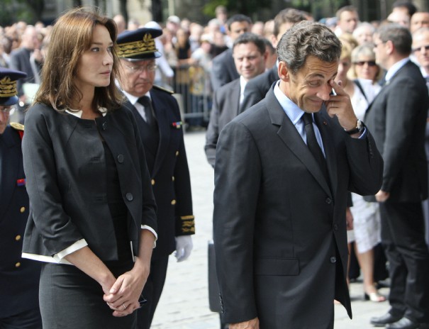 Un avion d'Air France disparaît au large du Brésil 259156hommage_crash_airbus_a330_151