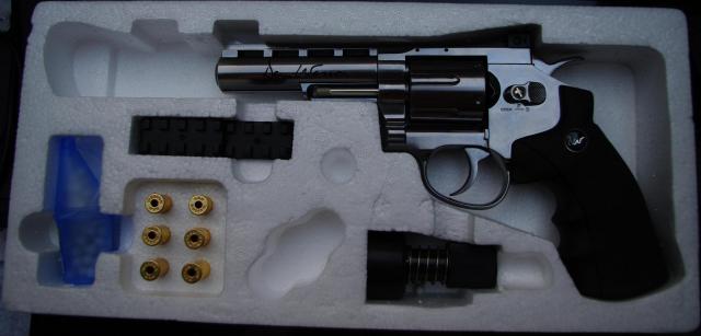 Rewiew Dan Wesson 4" 279483Boite_Dan_Wesson_ouverte