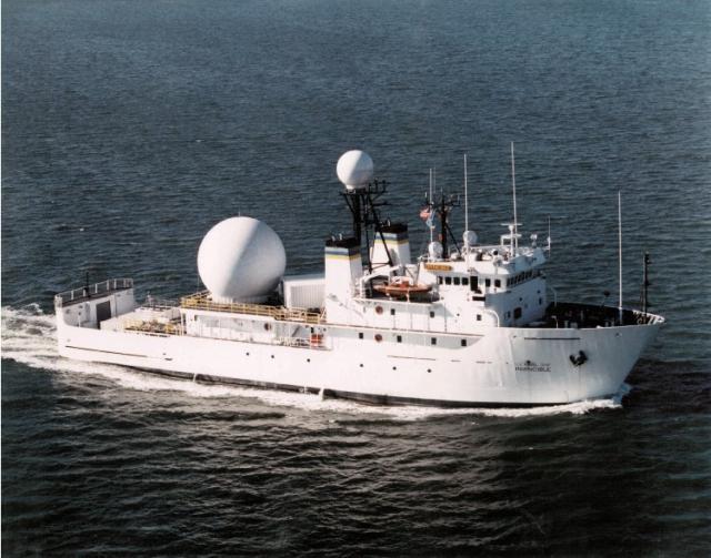 MILITARY SEALIFT COMMAND 306385USNS_Invincible