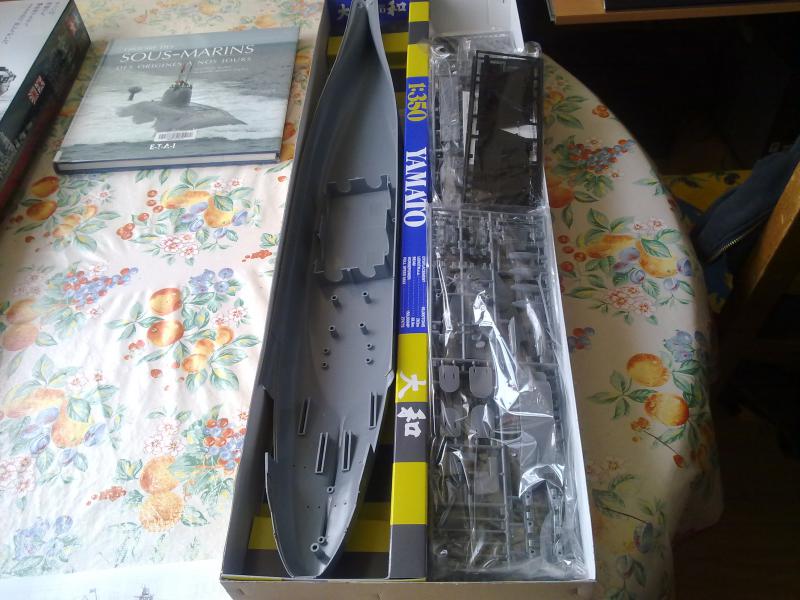 LE YAMATO TAMIYA au 1/350ème de PASCAL 94 350381boite_2