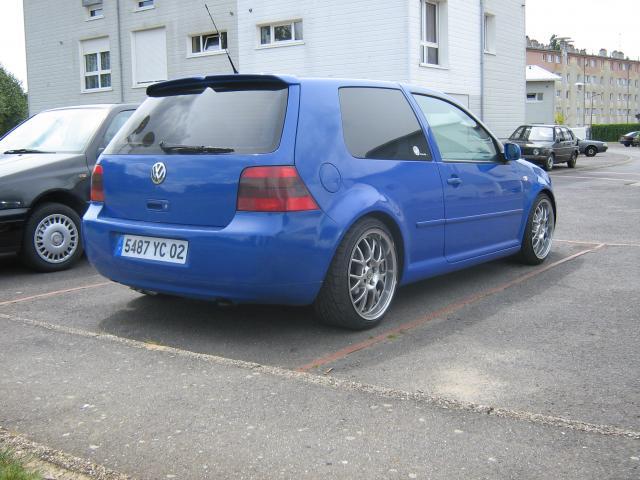 [59]caisse saine golf 4 3portes bleue gti avec cg 300 $$ 411394325148IMG_1366