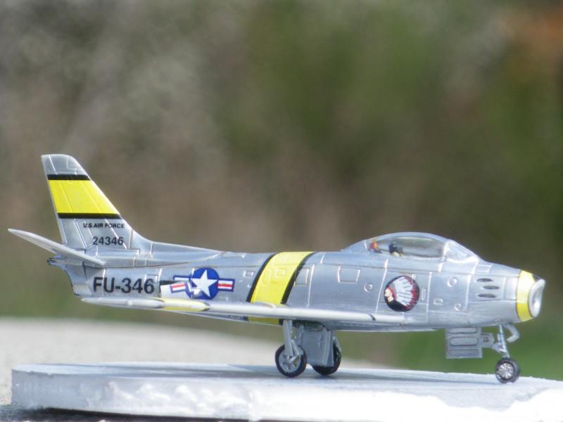 f-86-sabre-trumpeter-144eme-rub-n-buff 428041fini2