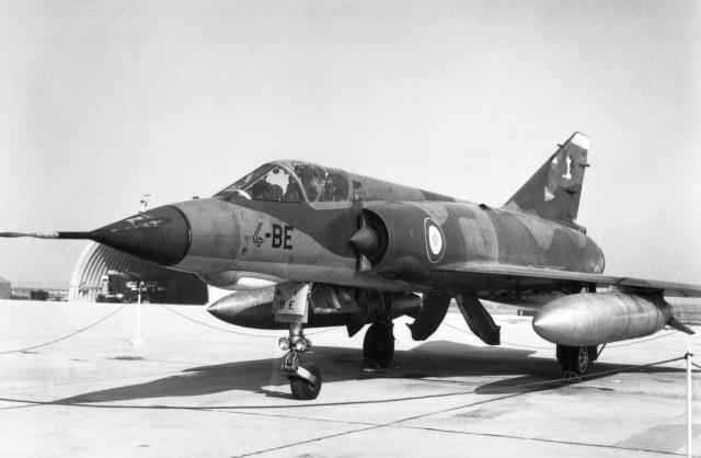 ROYAUME D'ECOSSE - Page 6 458277Mirage_IIIE