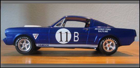 Mustang shelby GT350 et la figurine fait maison qui va avec 626339Capturerjb