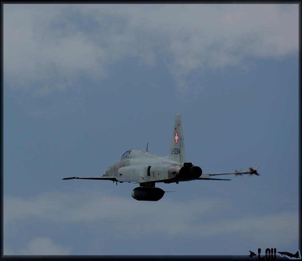 Escadrille F-5 Tiger II/ 14-04-09 6424584