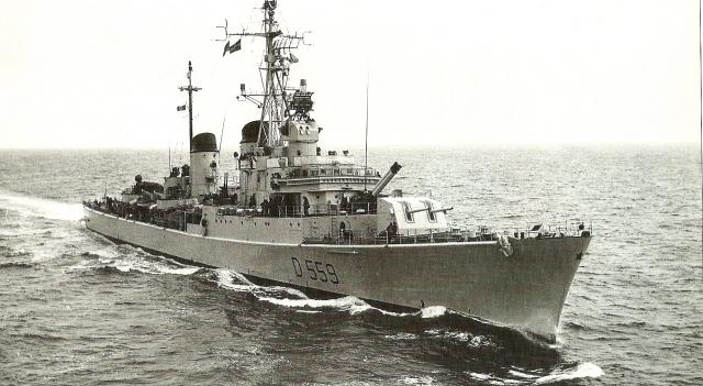 ITALIE CROISEURS LEGERS CLASSE CAPITANI ROMANI 656955destroyer_Indomito