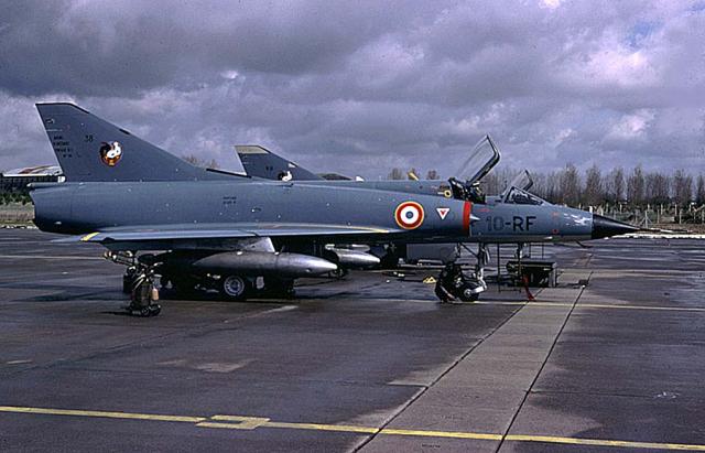 ROYAUME D'ECOSSE - Page 6 700888Mirage_IIIC_2