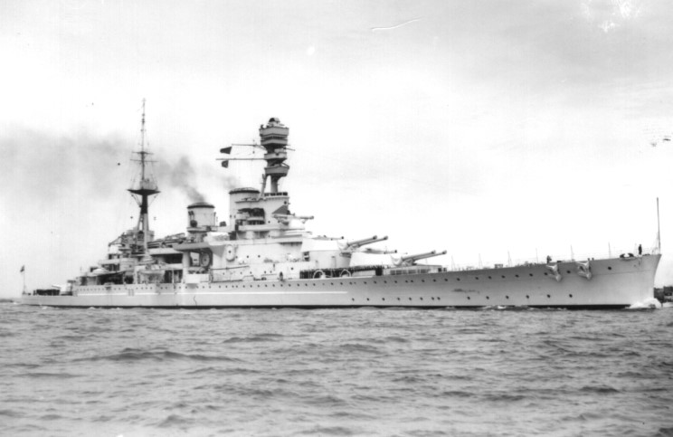 ROYAL NAVY CROISEURS DE BATAILLE CLASSE RENOWN 711676HMS_Repulse