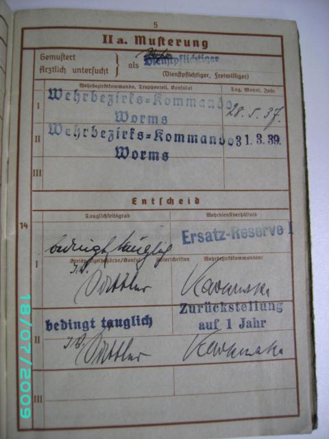 Wehrpass - Differences entre Soldbuch et Wehrpass ?? 134058BILD0627