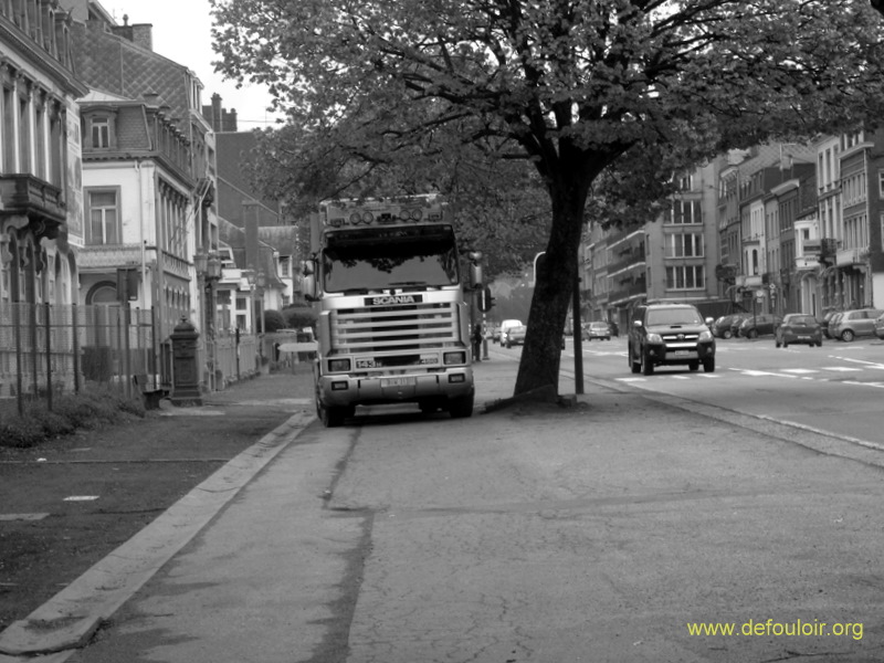 Trois tracteurs de front 164200S1030053