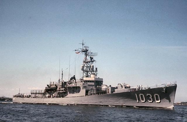 USN DESTROYERS D'ESCORTE CLASSE DEALEY 290474USS_Joseph_K._Taussig