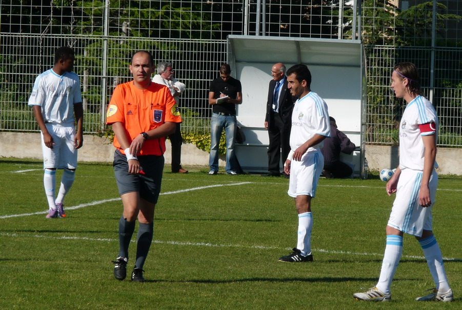 OLYMPIQUE DE MARSEILLE A LA UNE LES HONNEURS A LA DEUX LA DIVISION D "HONNEUR - Page 3 299692P1080883