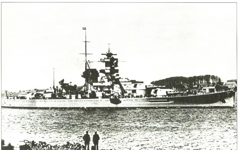 ALLEMAGNE CROISEURS DE BATAILLE CLASSE SCHARNHORST  - Page 1 392084Gneisenau_grande_photo_2