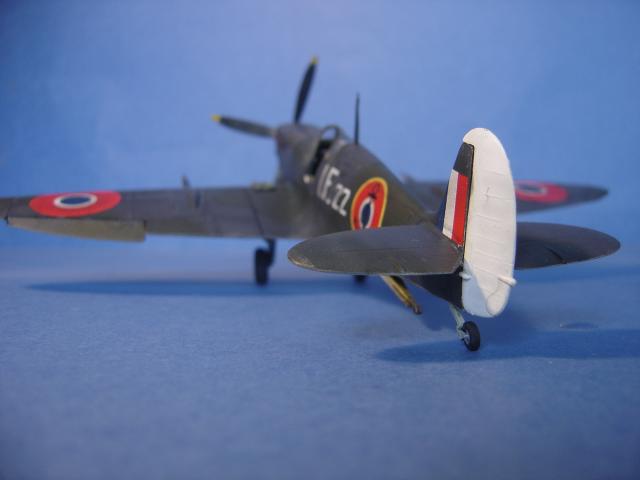 SEAFIRE MK III Aéronavale [Special Hobby] 1/48 487954Maquettes_terminees_2009__65_