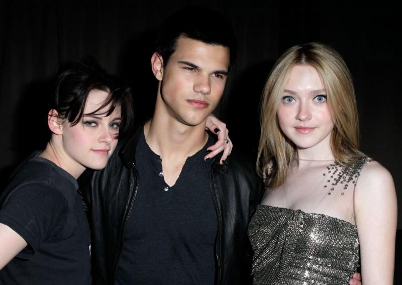 # Avant première de The Runaways + After + promo du film 495694The_Runaways_after_party_11mars10_04