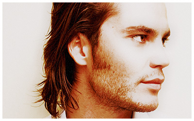 TANNER● and now, i\'ve fading away 500068Taylor_Kitsch__4_