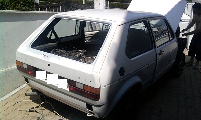 golf 1 gti 1600 travaux sa sent la fin :) 561567Photo0408