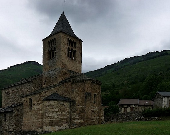 1er clichés d'une débutante en vacance en Ariège 64626P1000660_ShiftN