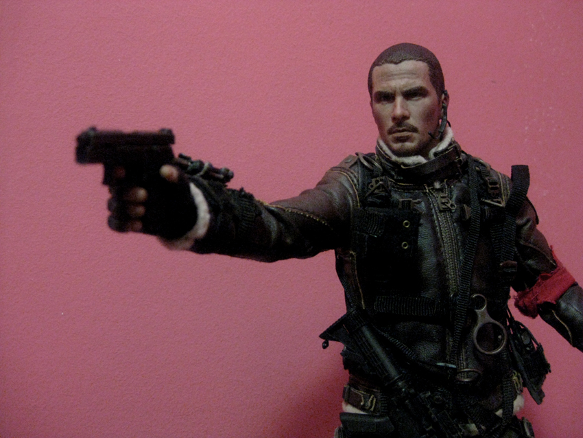 Hot Toys - John Connor (Terminator 4) 684369x6