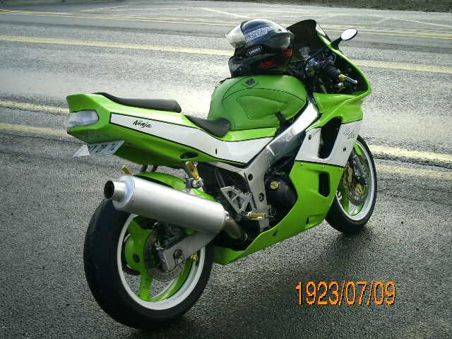 zx6r 1995 (justine) / jerome74 - Page 2 69083PICT1150